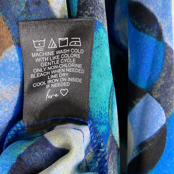 NWT NIC+ZOE Wave Links Top Size M Blue Black Print Blouse Classic Party Dressy - Picture 12 of 13